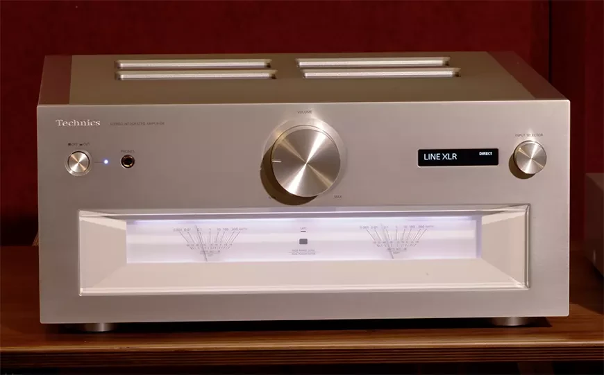 Интегральный усилитель с встроенным MM/MC-фонокорректором Technics SU-R1000