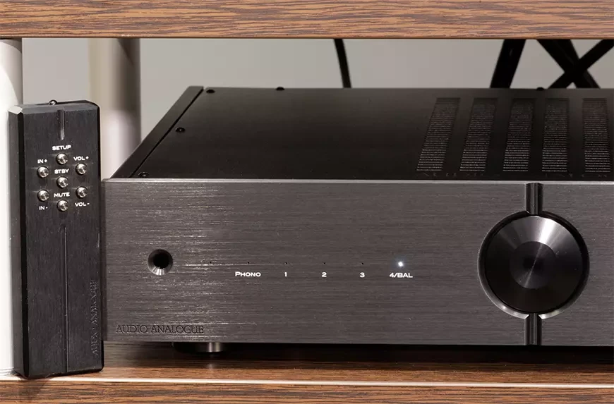 Интегральный усилитель Audio Analogue AACento