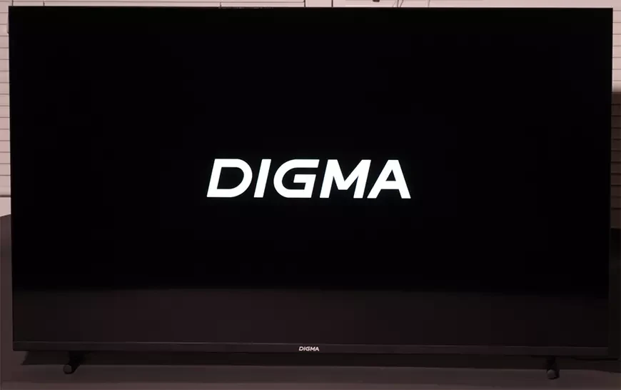 4K-телевизор c LED-подсветкой Digma DM-LED43UBB33