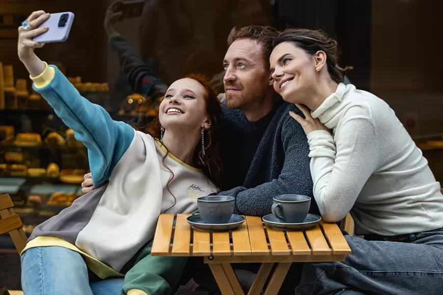 Опасная близость (2025)