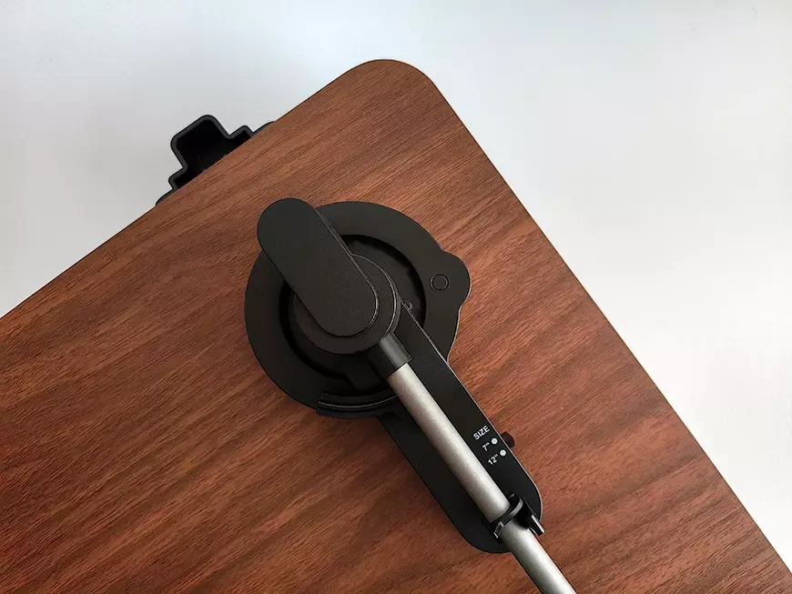 Проигрыватель виниловых пластинок с автоматическим управлением и Bluetooth Alive Audio Magna