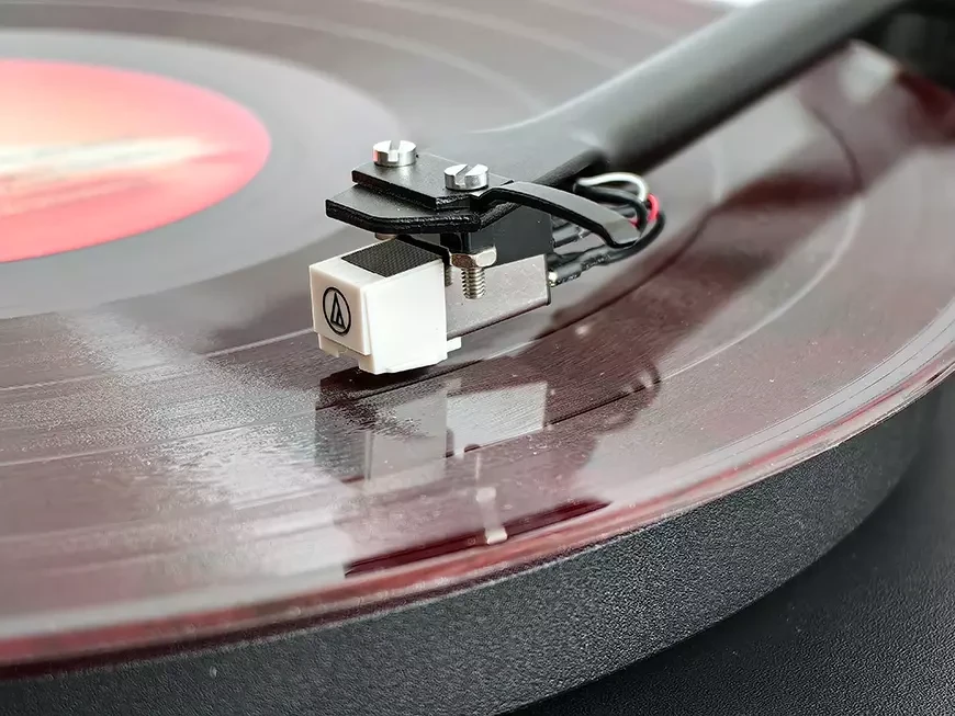 Проигрыватель виниловых пластинок Radiotehnika «Старт LP002D»