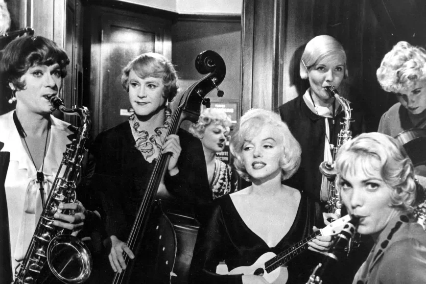 61. В джазе только девушки / Some Like It Hot (1959)