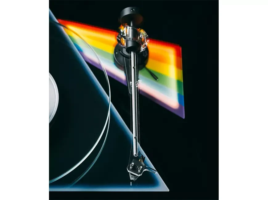   Проигрыватель Dark Side Of The Moon Turntable от Pro-Ject