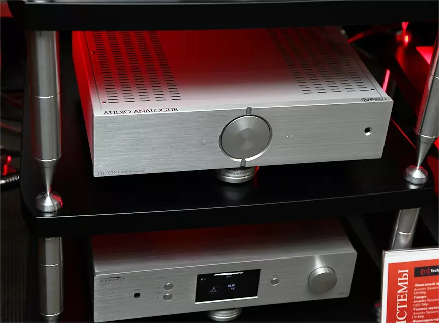 Интегральные усилители Audio Analogue Puccini Anniversary и Myryad Z-350