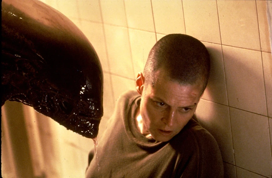 33. Чужой 3 / Alien 3 (1992)