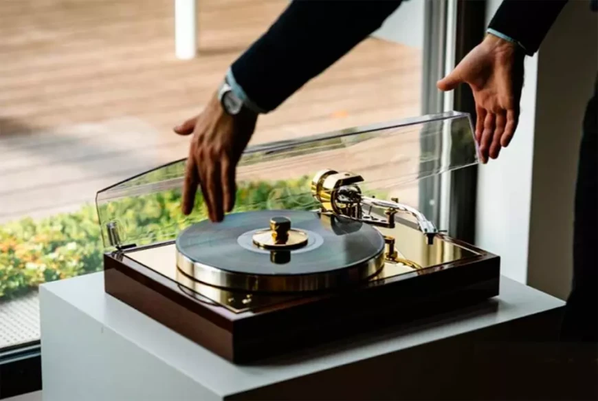 Проигрыватель виниловых пластинок Pro-Ject The Classic Reference