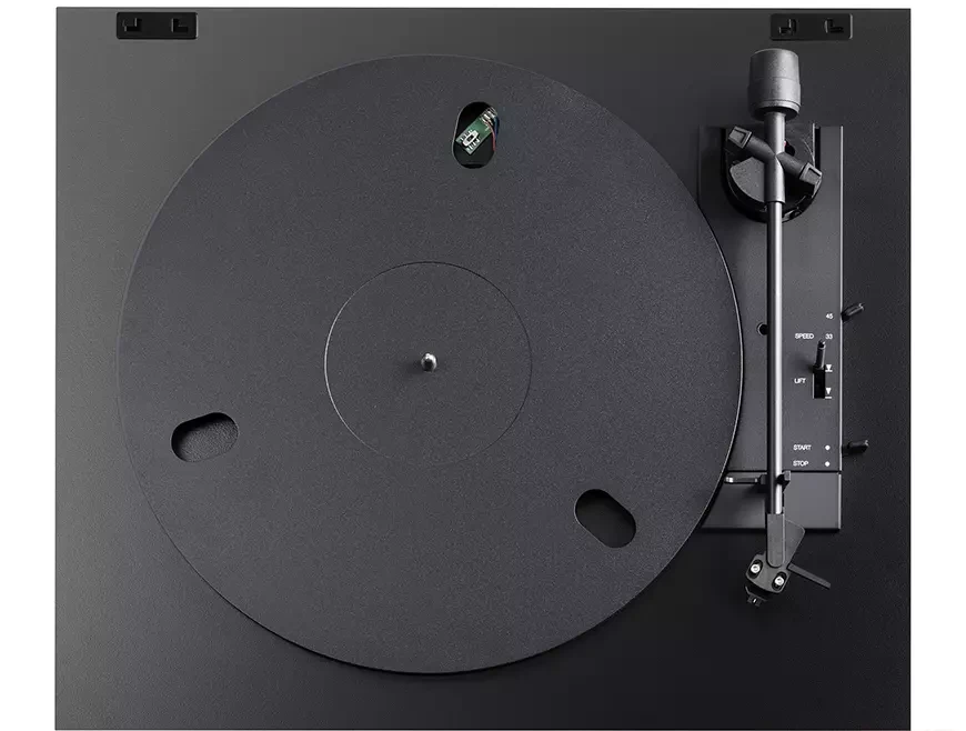 Полностью автоматический проигрыватель виниловых пластинок Pro-Ject Automat A1.2