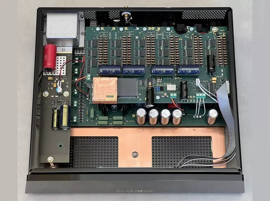 Внешний ЦАП с модулем сетевого стримера Totaldac d1-total