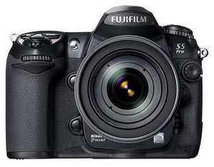 Цифровая фотокамера FujiFilm FinePix S5 Pro Body