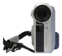 Цифровая видеокамера Sony DCR-PC105E