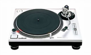 Проигрыватель грампластинок Pro-Ject Classic