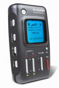 Портативное устройство для звукозаписи на Flash накопителе M-Audio Micro Track II          