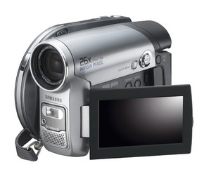 Цифровая видеокамера Samsung VP-DC565Wi