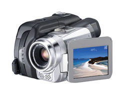 Цифровая видеокамера JVC GR-DF570