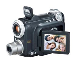 Цифровая видеокамера Samsung VP-D6050i