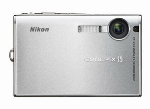 Цифровая фотокамера Nikon CoolPix S9