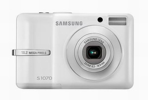 Цифровая фотокамера Samsung S1070