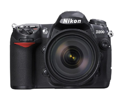 Цифровая зеркальная фотокамера Nikon D200 (18-70 kit)