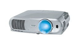 ЖК видеопроектор Toshiba TLP-790