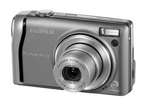 Цифровая фотокамера FujiFilm FinePix F40fd