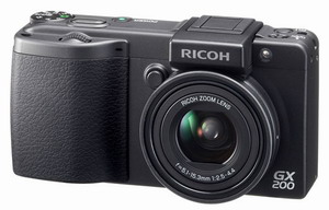 Цифровая фотокамера Ricoh Caplio GX200