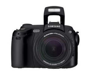 Цифровая зеркальная фотокамера Samsung Pro 815