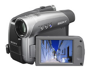 Видеокамера Sony DCR-HC27E