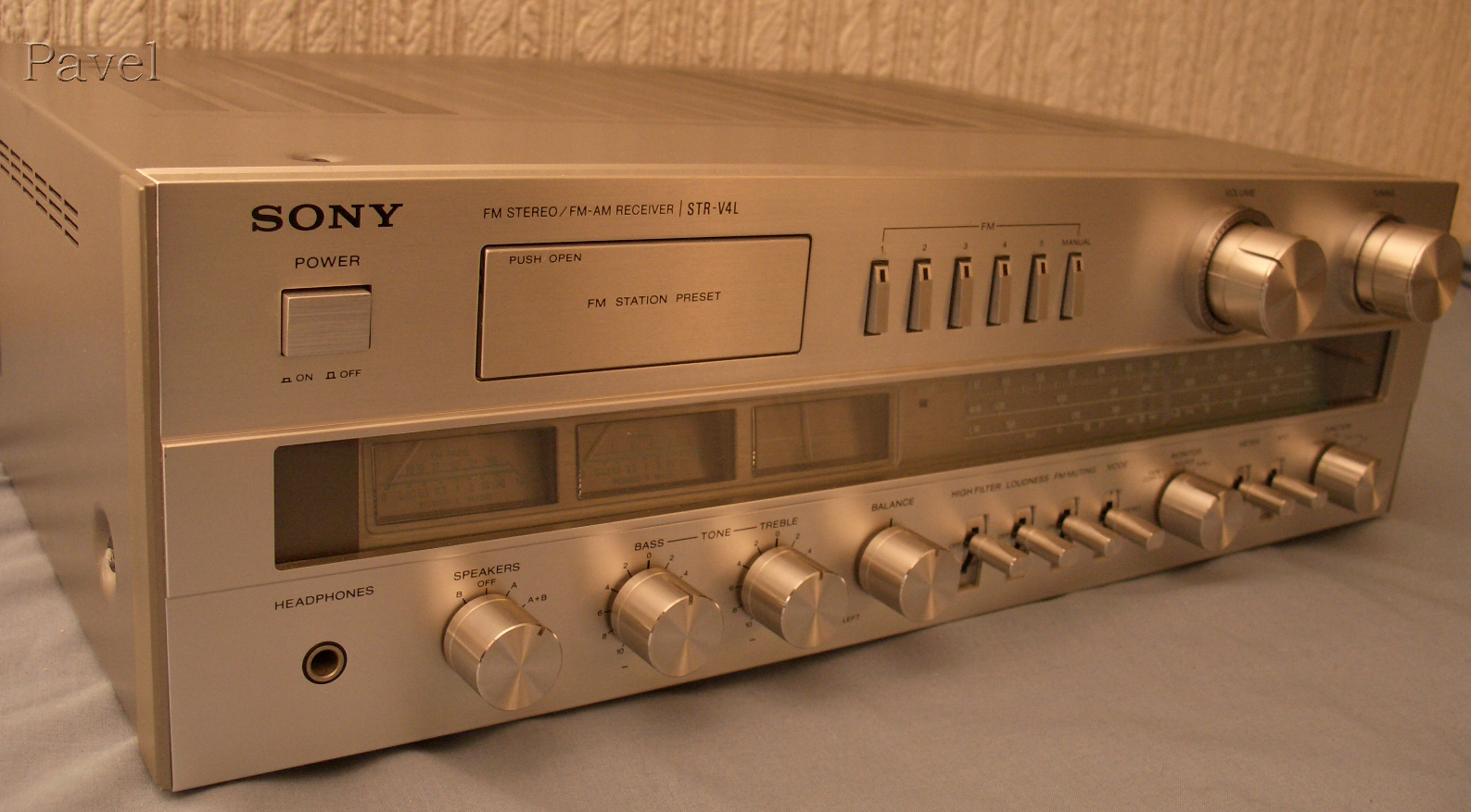 Ресивер усилитель. Sony Str-v4l. Ресивер Sony 1970. Усилитель сони 80-х. Hi Fi тюнеры 70-х.