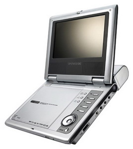 Портативный DVD-проигрыватель Daewoo DPC-7900PD 