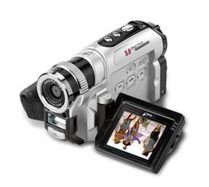 Цифровая видеокамера Genius G-Shot DV5122