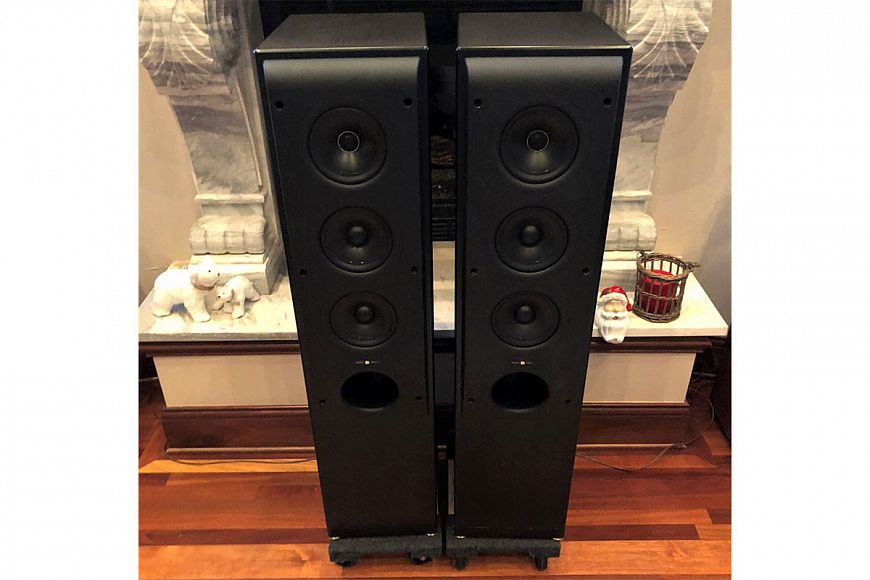 4. KEF Reference Model Four (1998)