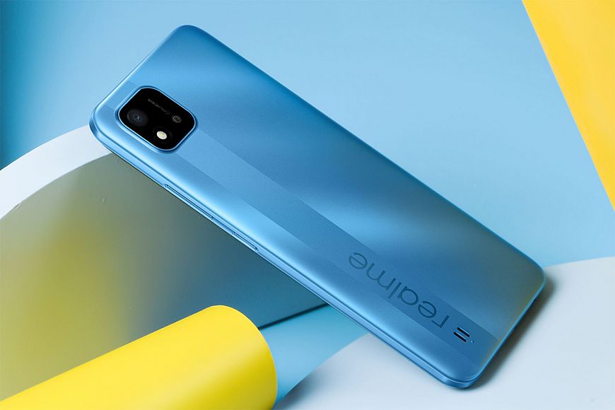 realme C20 — «король развлечений» начального уровня с ёмкой батареей и большим экраном