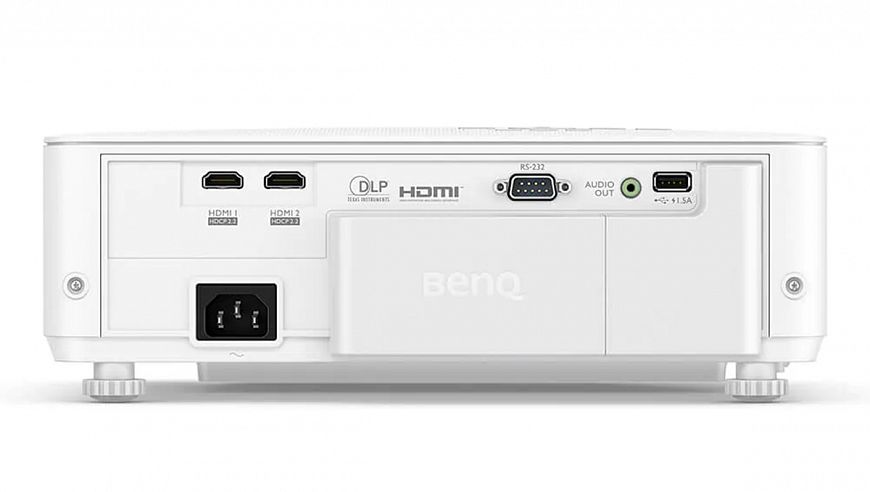 Яркий проектор BenQ W1800i поддерживает разрешение 4К и фильмы в 3D