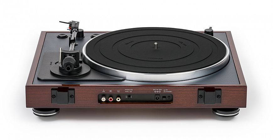 Thorens TD 102 A — полностью автоматический LP-проигрыватель с фонокорректором