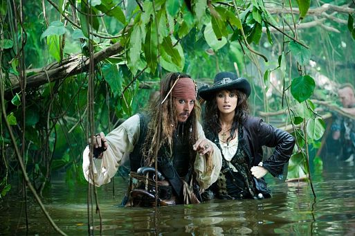 1. Пираты Карибского моря: На странных берегах / Pirates of the Caribbean: On Stranger Tides (2011)