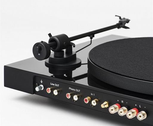 Проигрыватель Pro-Ject Juke Box E